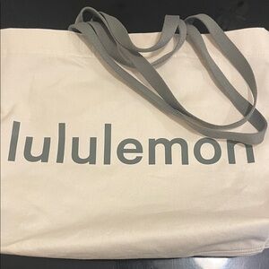 Lululemon Athletica Beige and Green Tote